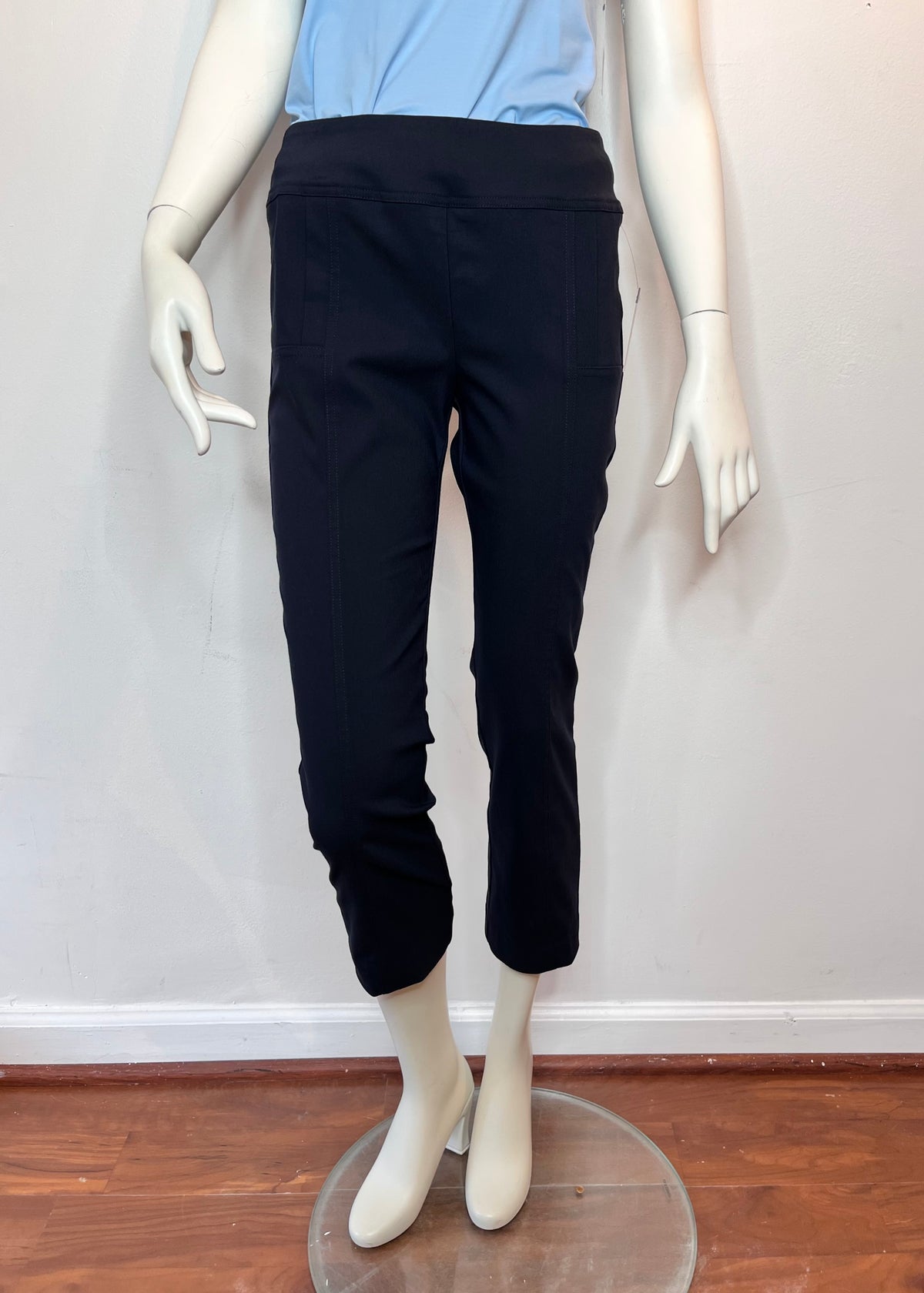 Crop Seam Detail Pant