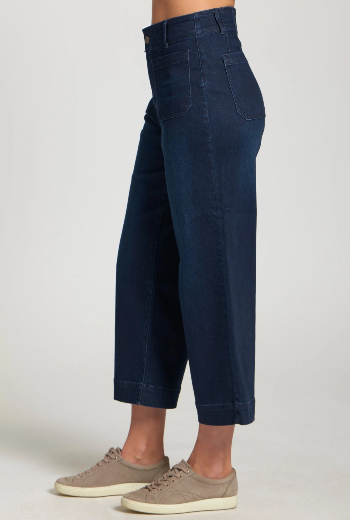 Cropped Wide Leg Pant W/Patch Pockets