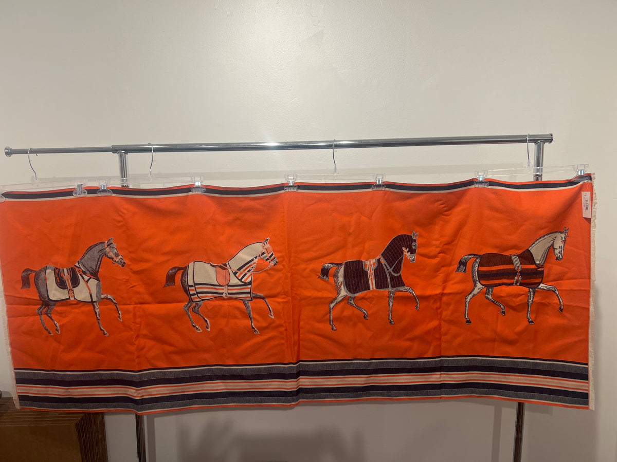Saddle Scarf