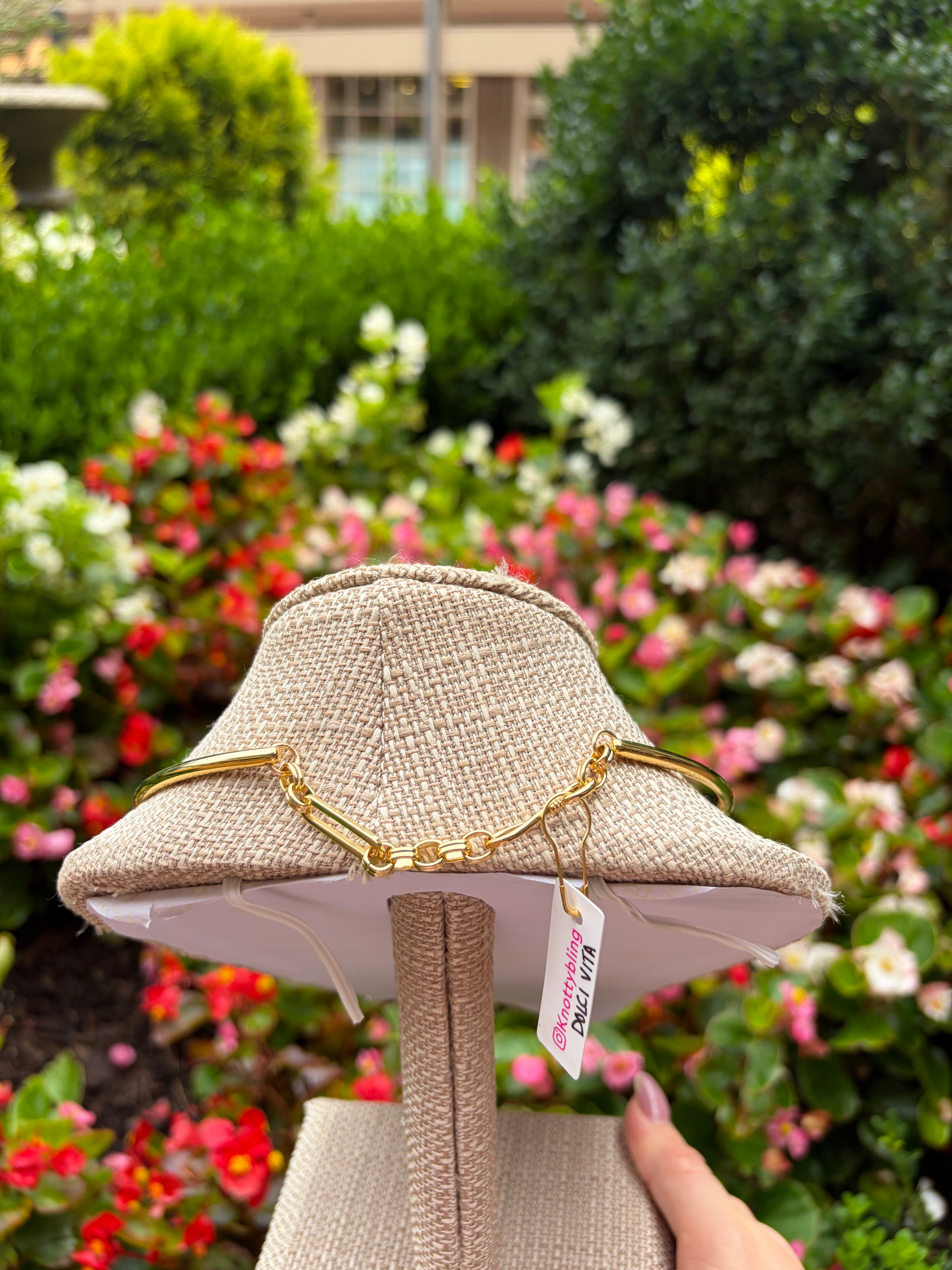Dolce Vita Collar