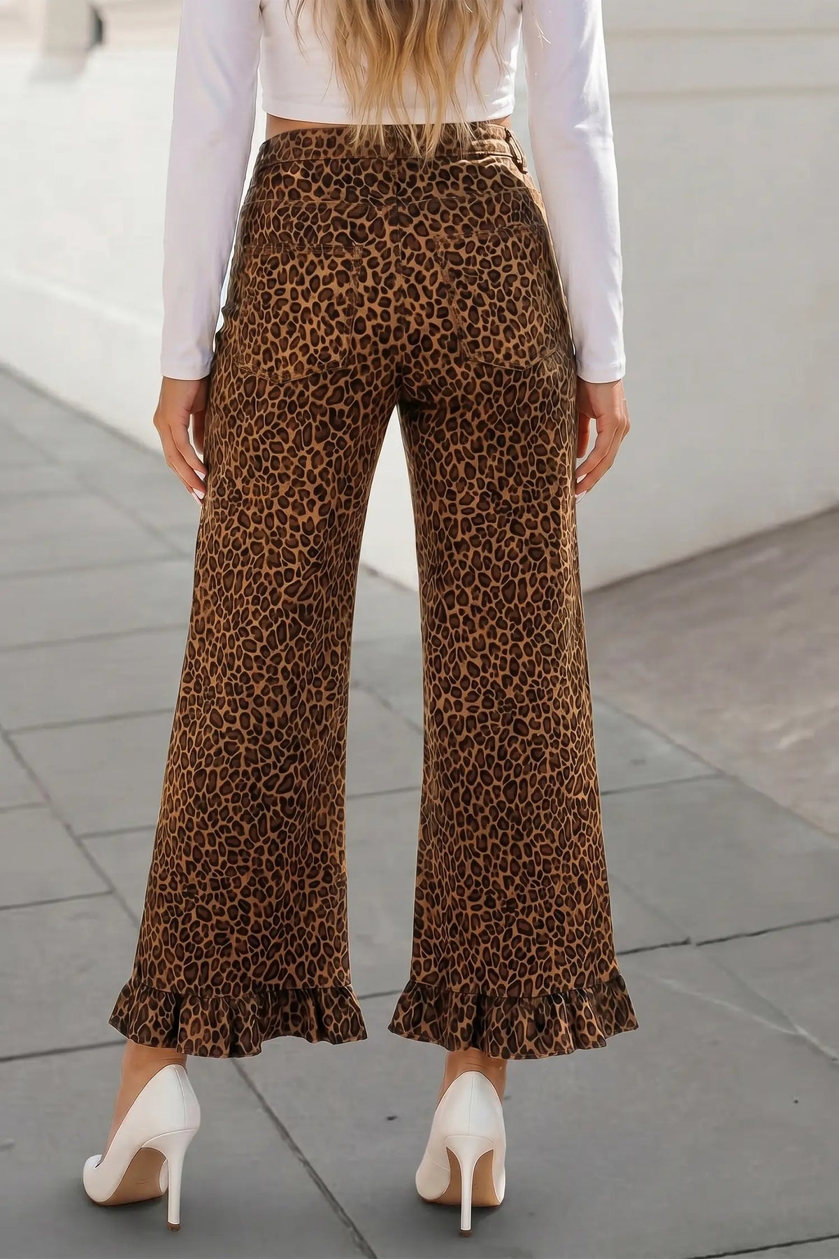 Leopard Print Ruffled Hem Shift Jeans