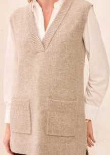 Sleeveless Tunic Sweater w/ Pockets