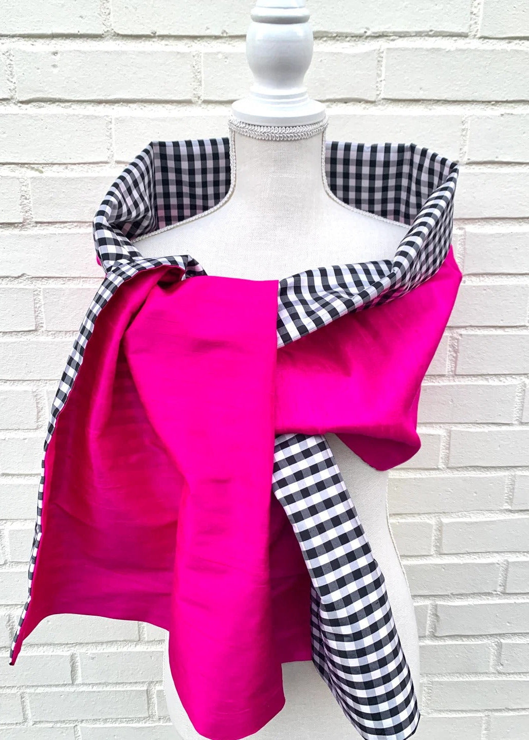 Ladies Wrap Black Check with Hot Pink Silk Dupioni