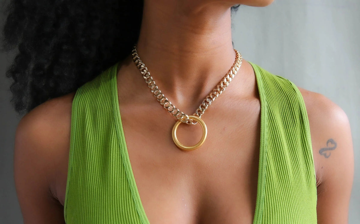 Nolan Pendant Necklace in Gold
