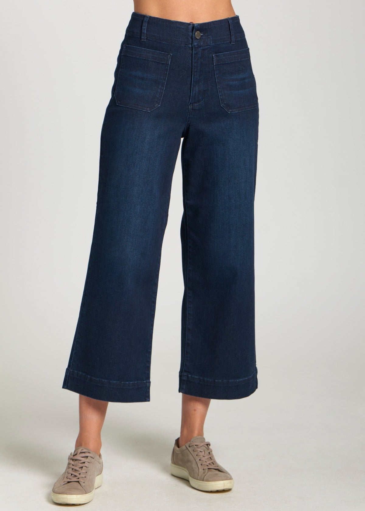 Cropped Wide Leg Pant W/Patch Pockets