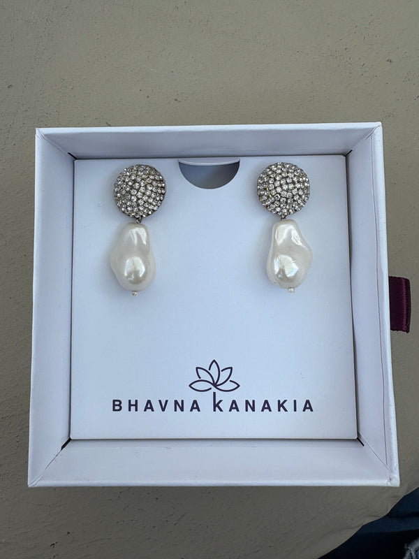 Silver & Pearl Earring