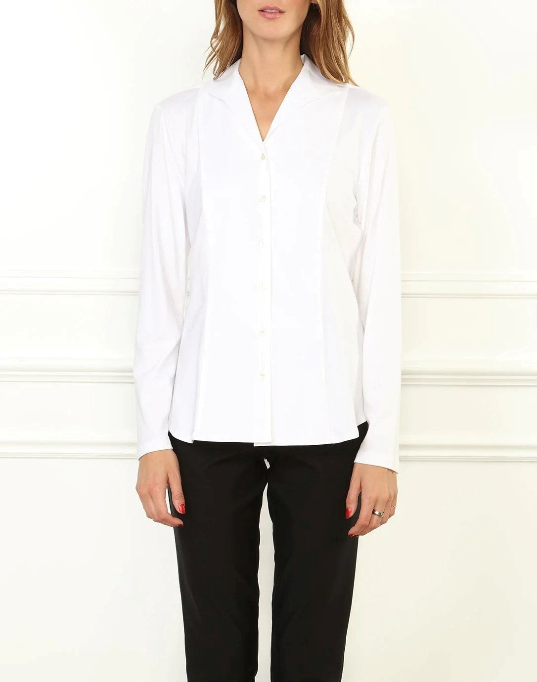 Donna Long Sleeve Wing Collar "T" Shirt