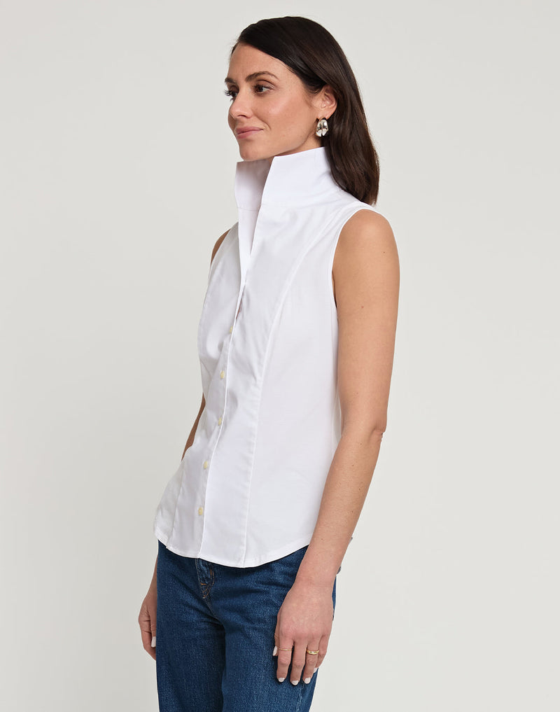 Donna Sleeveless Wing Collar "T" Shirt