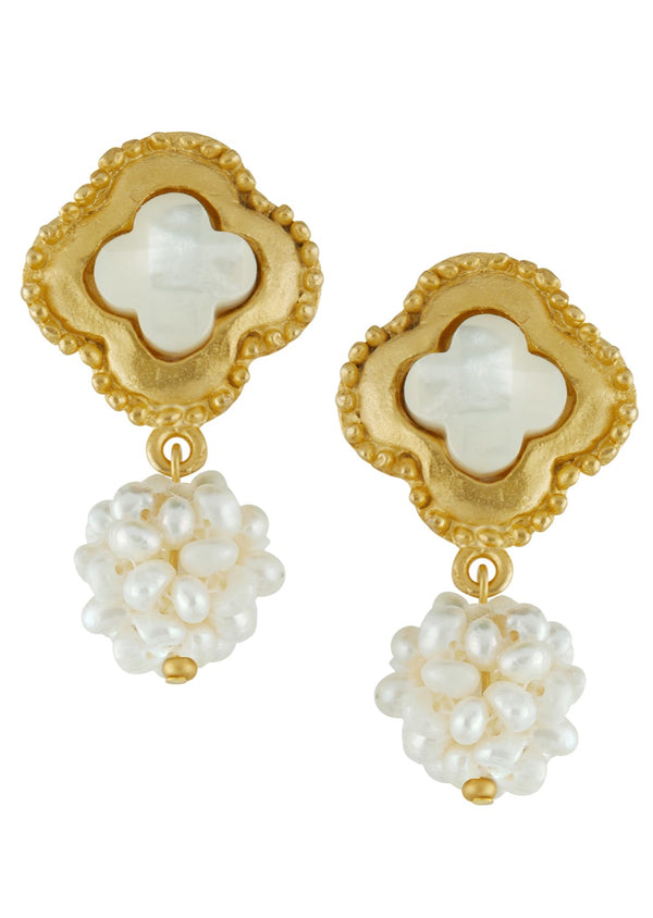 Clover Pearl Earrings