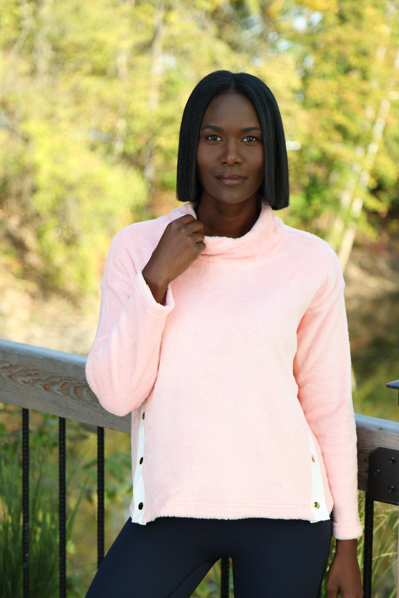 Cori Sweatshirt in Fuzzy Fleece