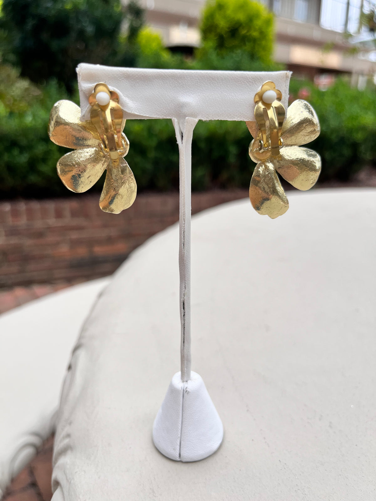 Gema Flower Clip Earrings