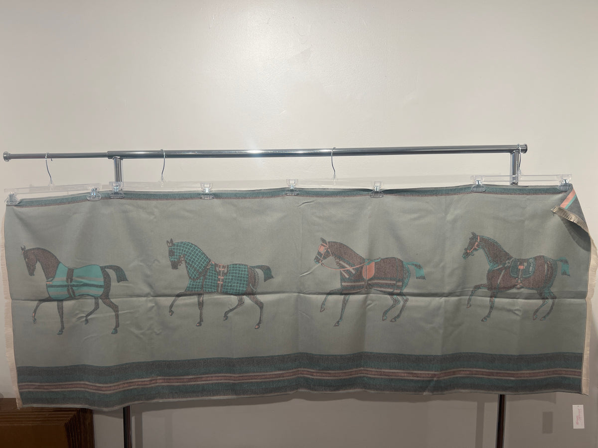 Saddle Scarf