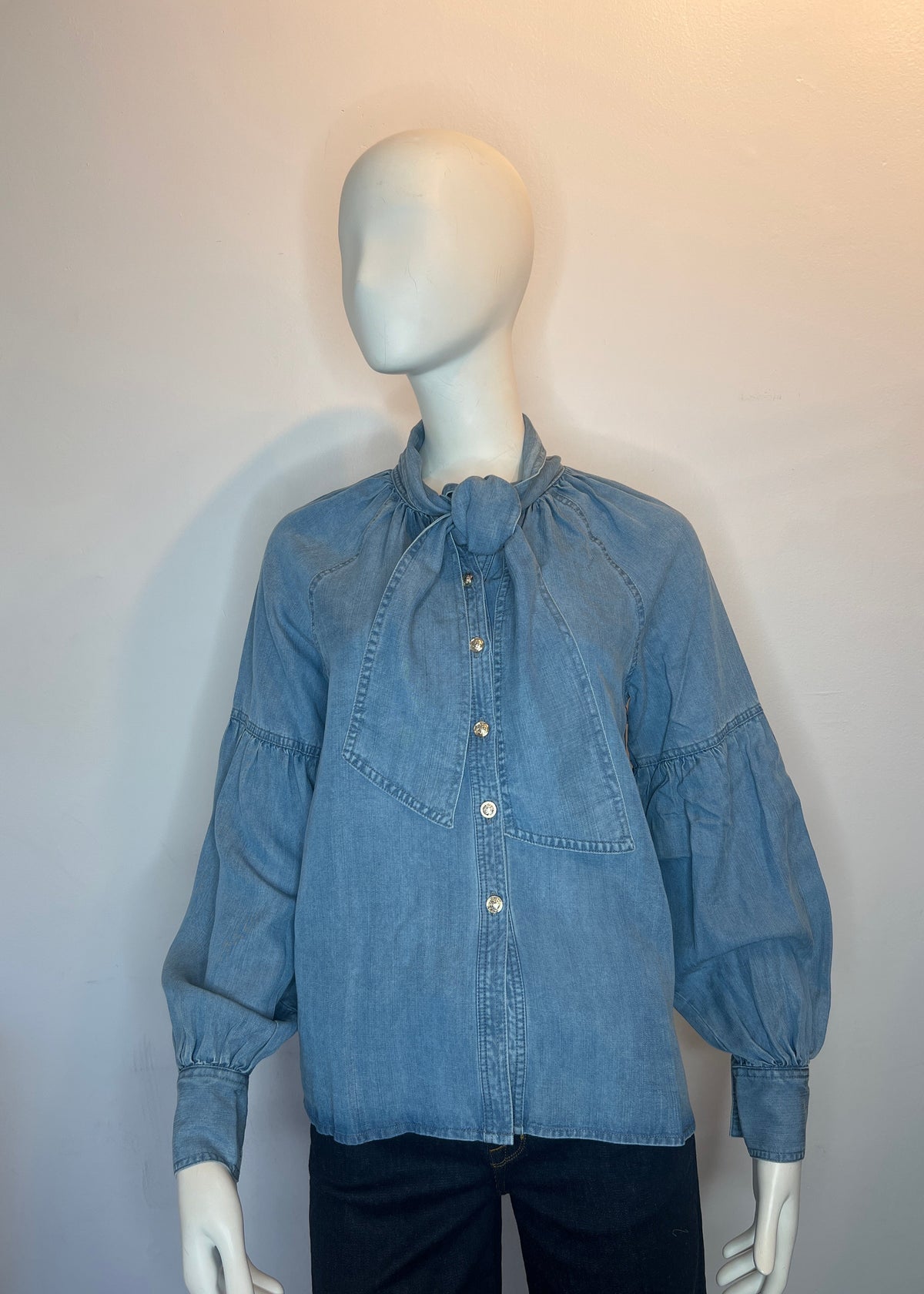 Tie-Blouse