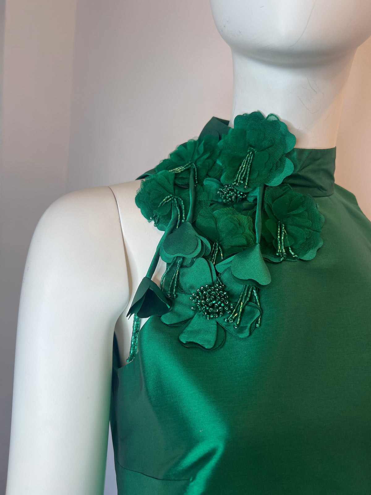 Taffeta Applique Floral Shell