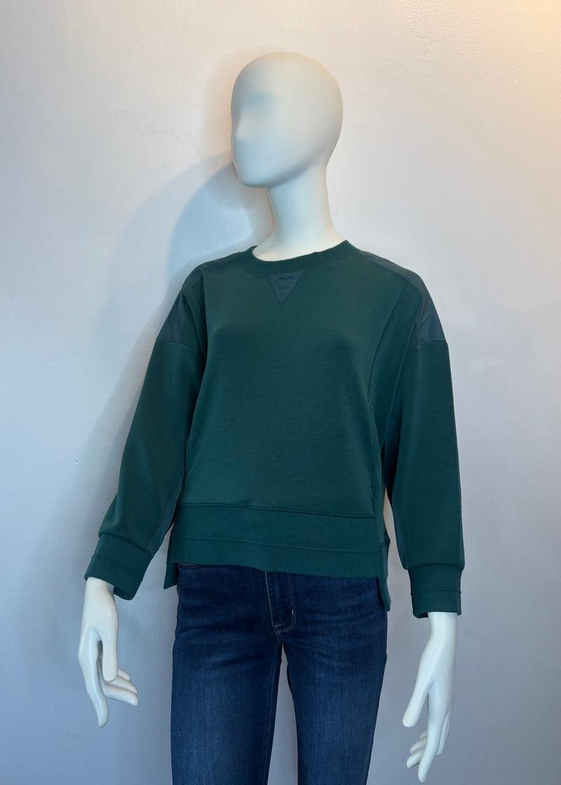 Combo Top w/ Pockets