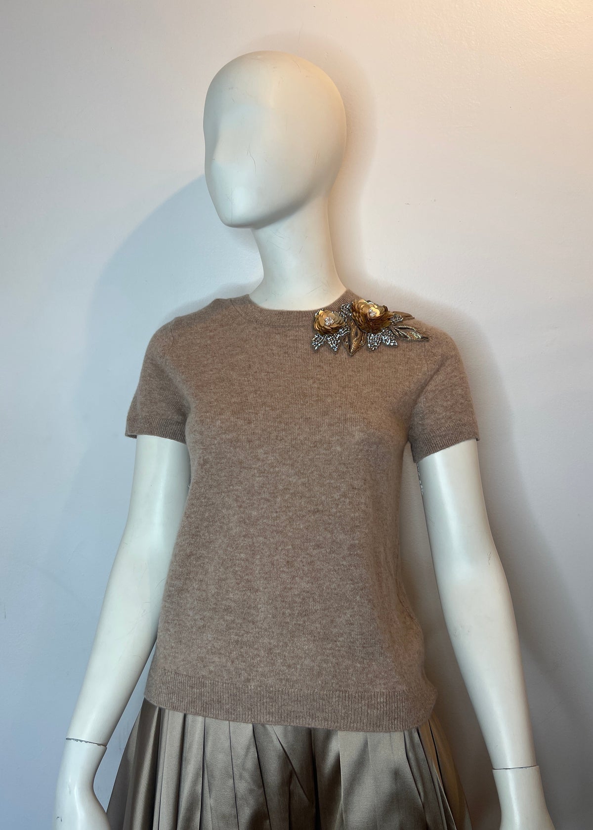 Cashmere Sweater with Applique Pailette Flowers
