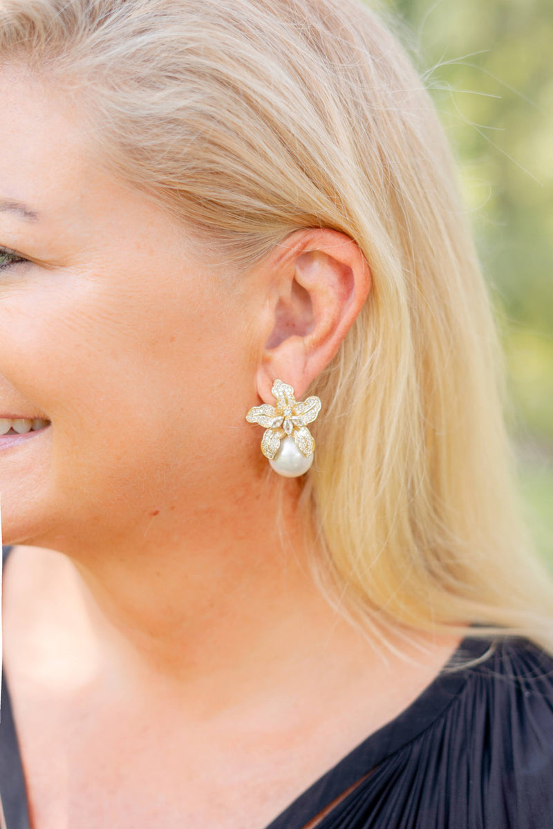 Beth - Rhinestone & Pearl Earrings