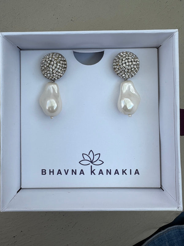 Silver & Pearl Earring