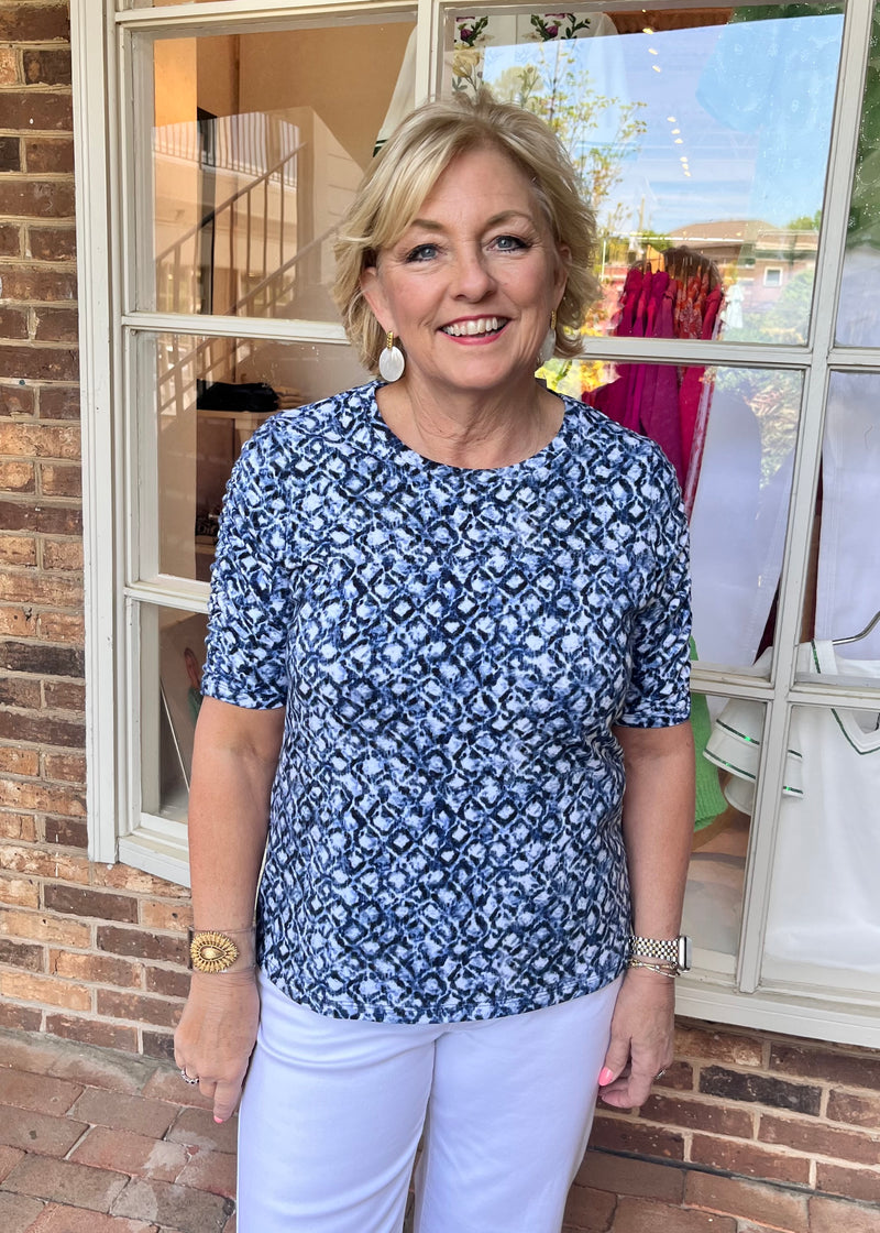 Mosaic Ruched Sleeve Tee