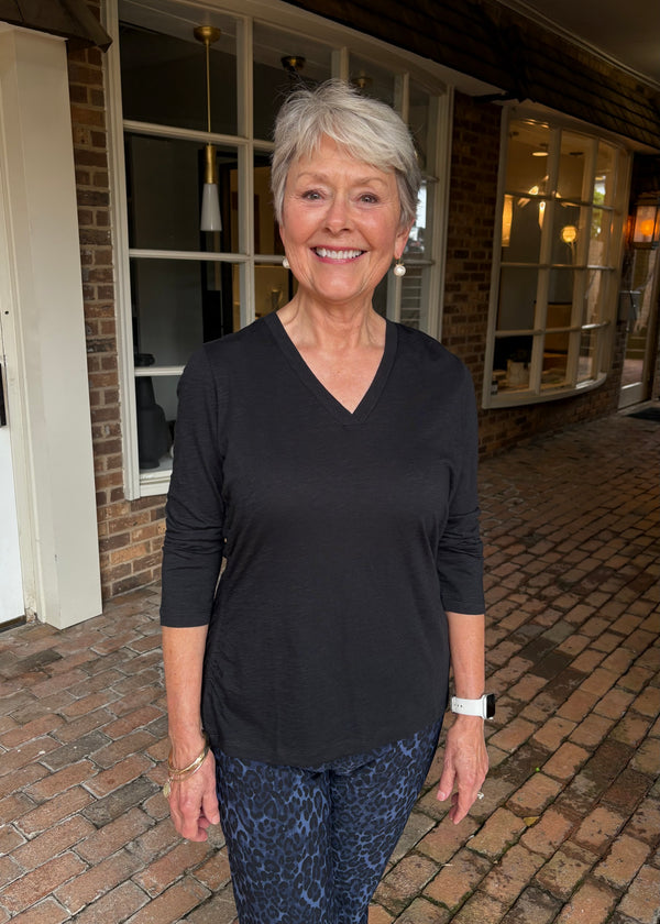 V-neck 3/4 Sleeve Top