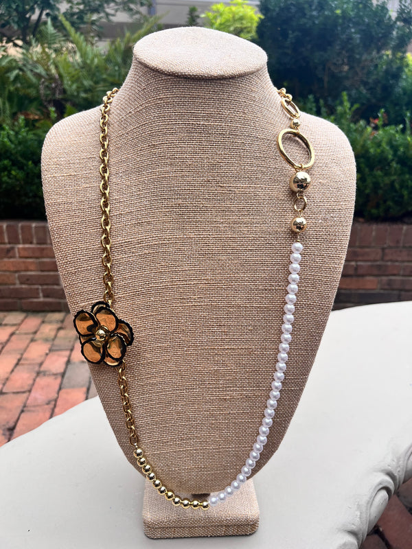 Fancy Flower Necklace