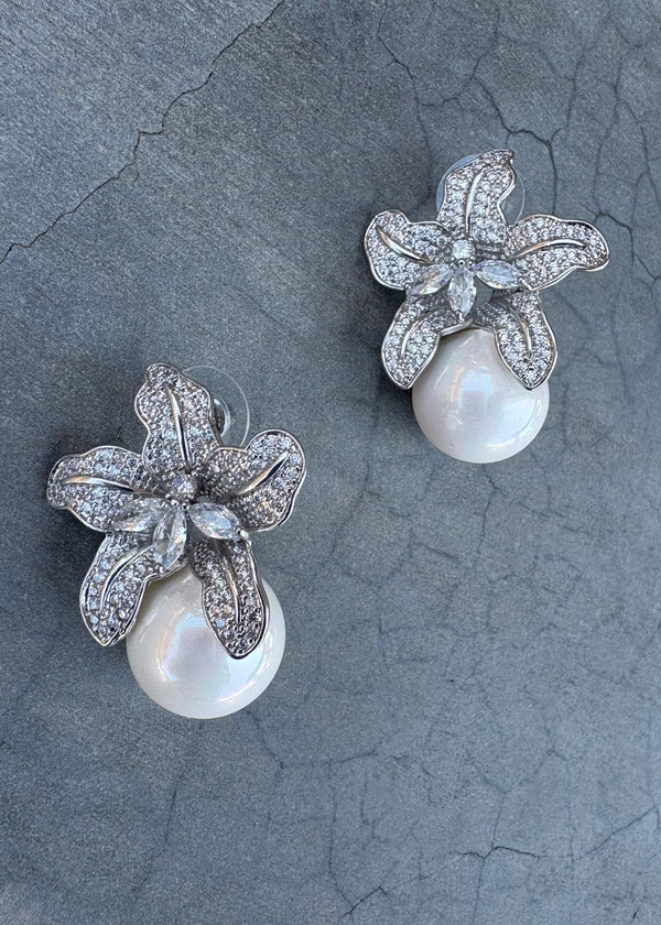 Beth Earring - Silver