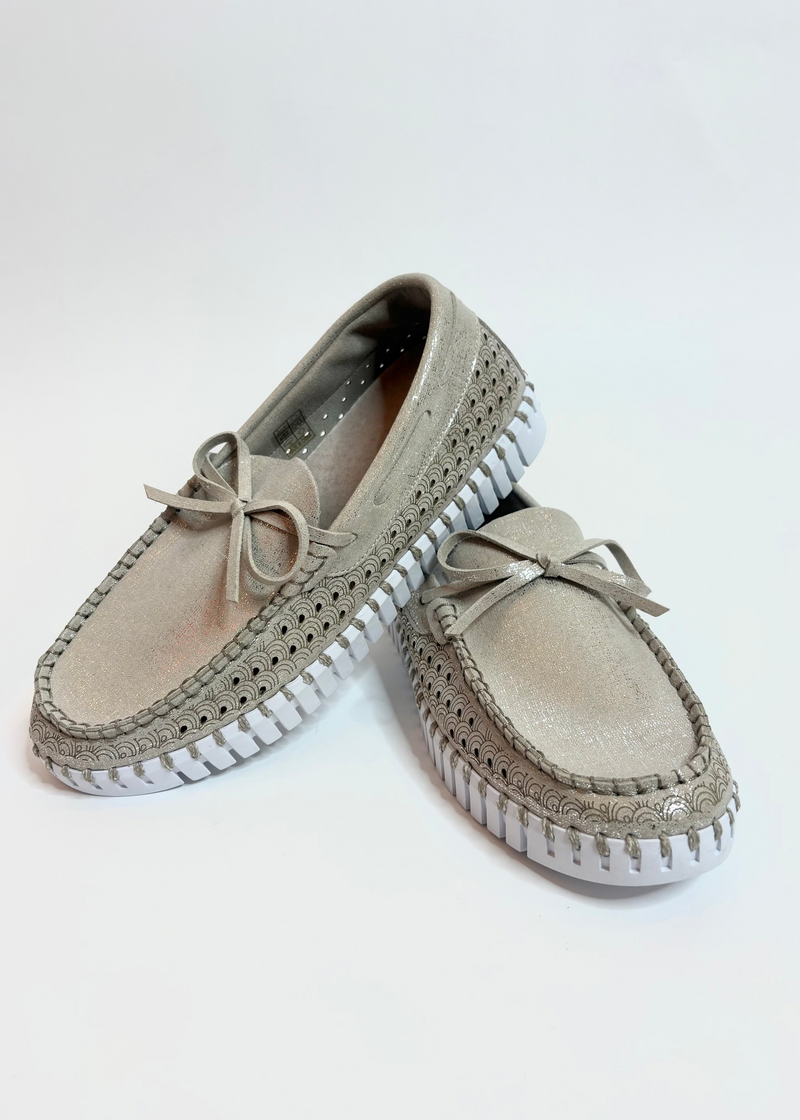 Tulip Metallic Loafer with Laces – Ginger Howard Selections