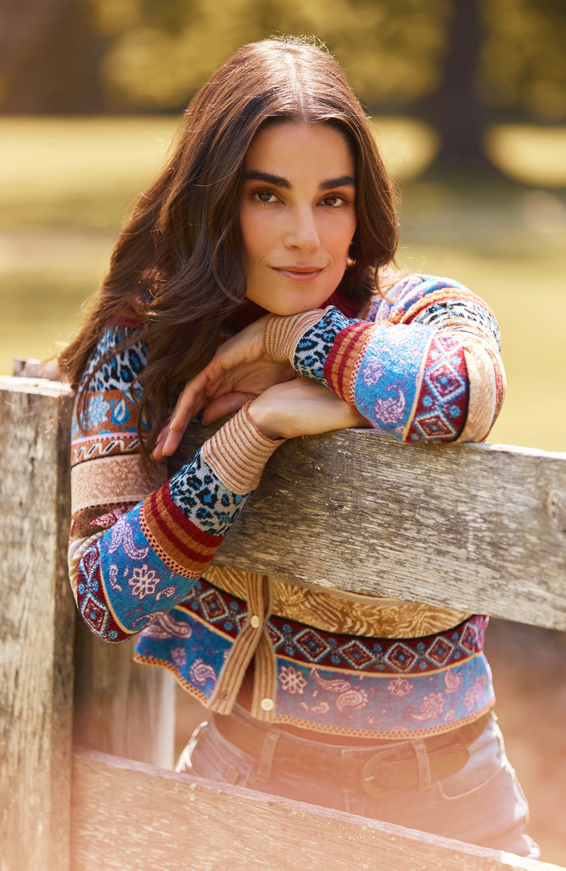 Daniela Nov Stitch Cardi
