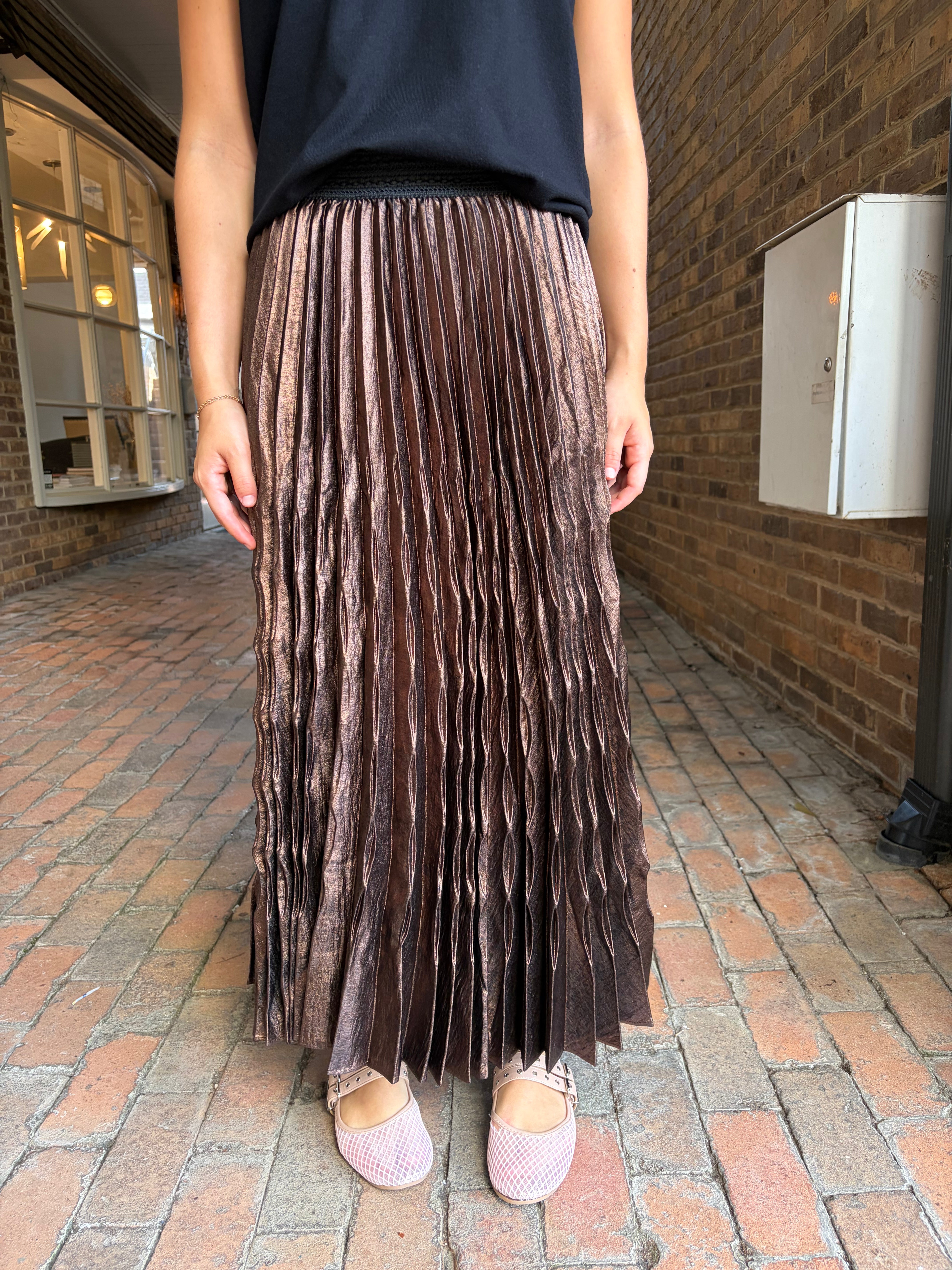 Mettalic Elasticized Waist Pleated Midi Skirt