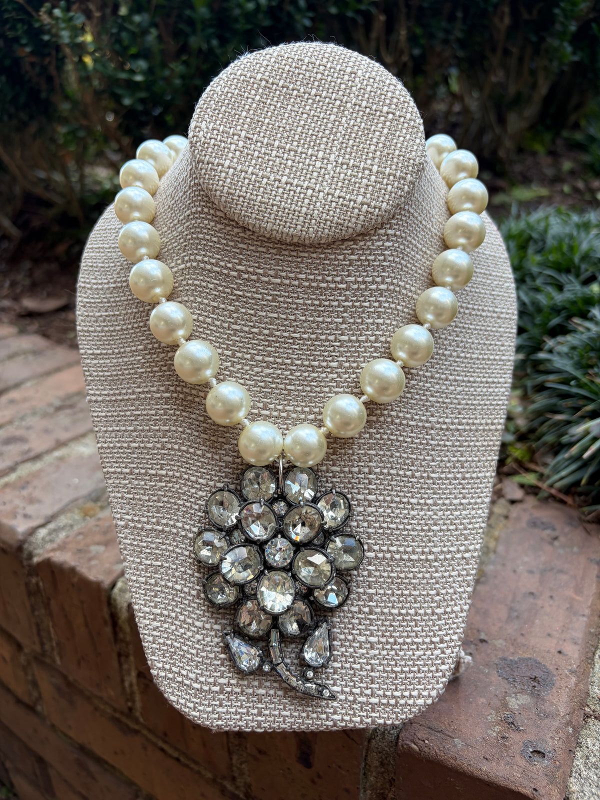 Vintage Faux Pearl Necklace with 1930's Fun Clip