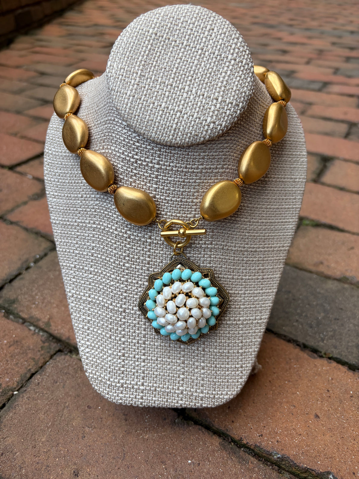 Vintage Gold Pleated Necklace with Vintage Trifari Brooch