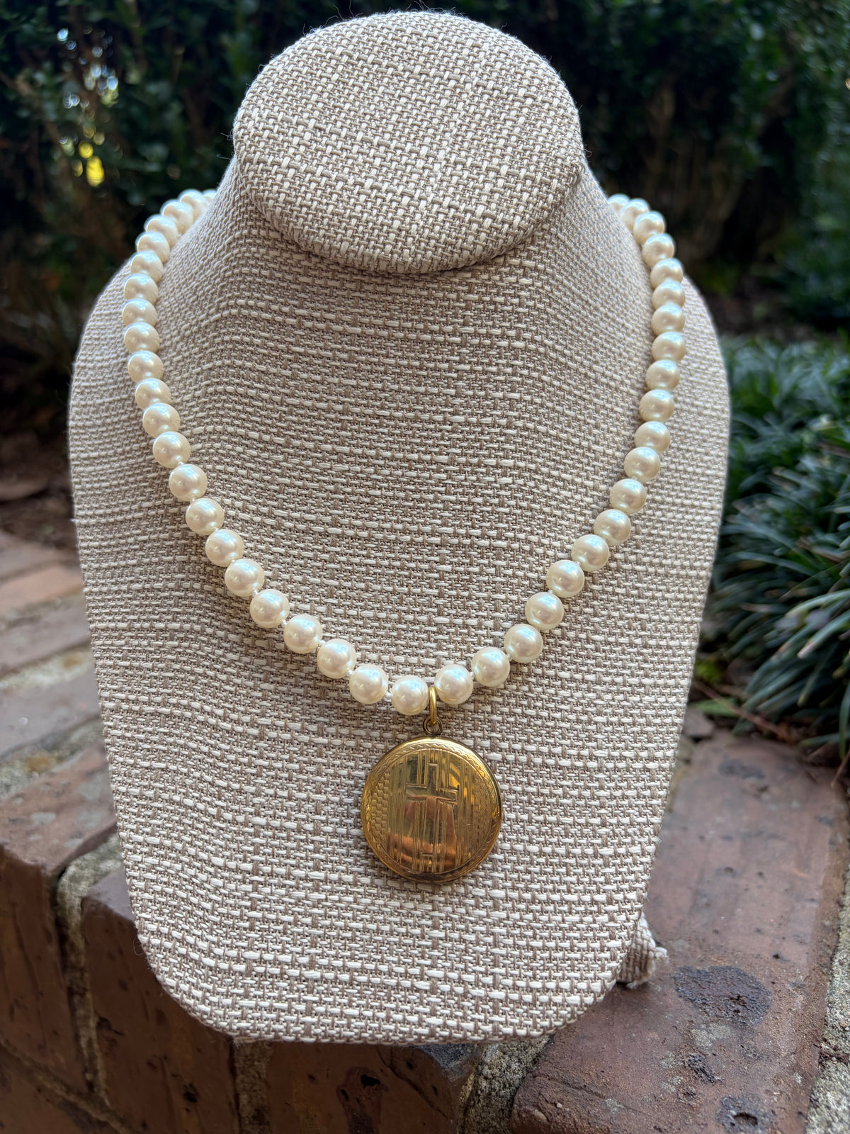 Vintage Faux Pearl Necklace with Antique Gold Filled Locket