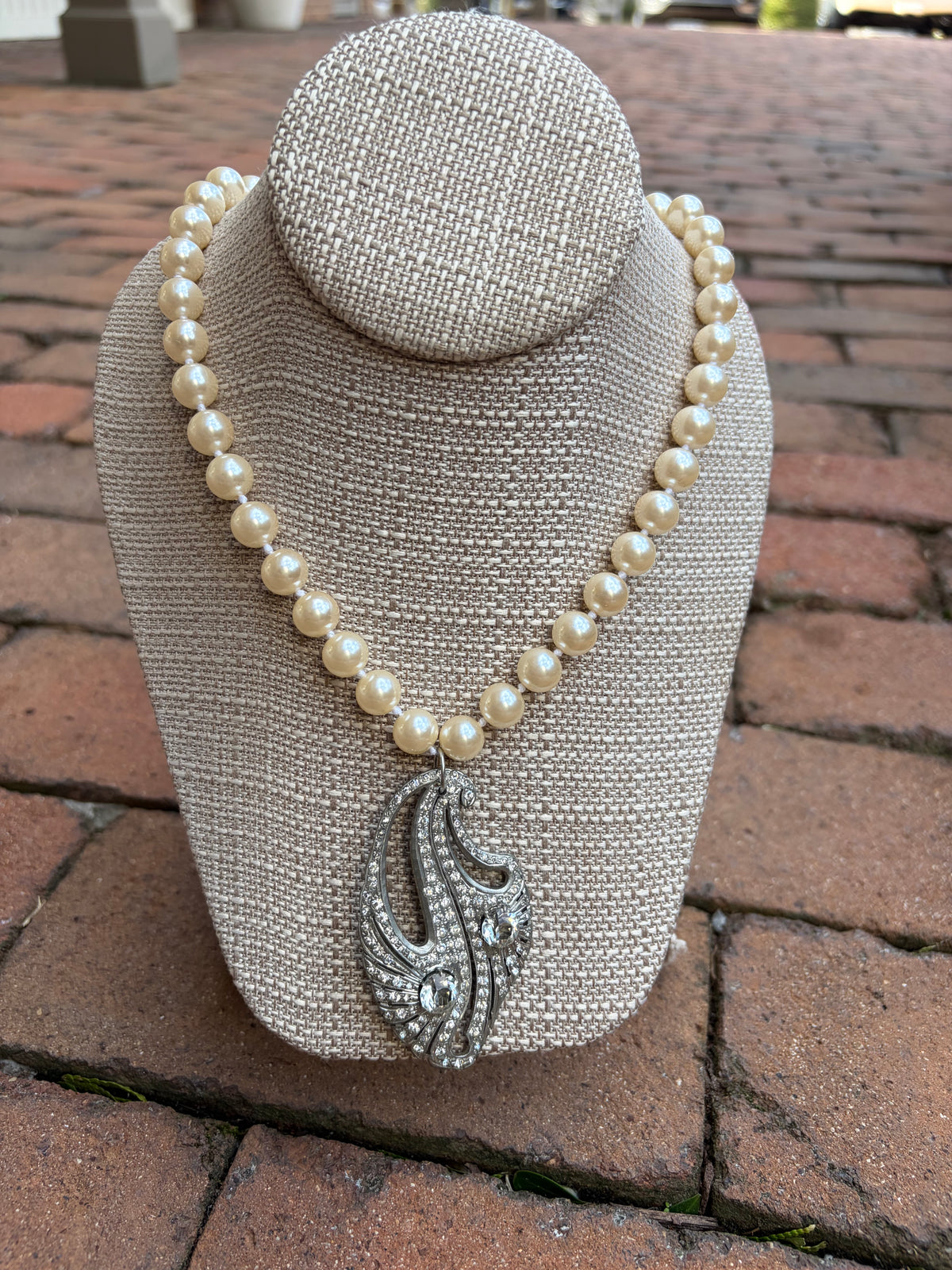 Vintage Faux Pearl Necklace with Vintage Rhinestone Brooch