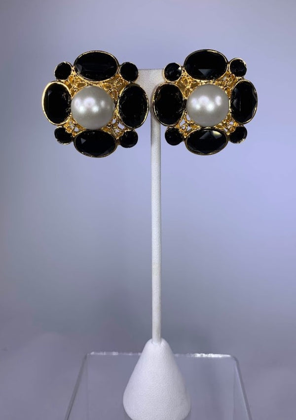 Jet with Center Pearl Clip Earrings