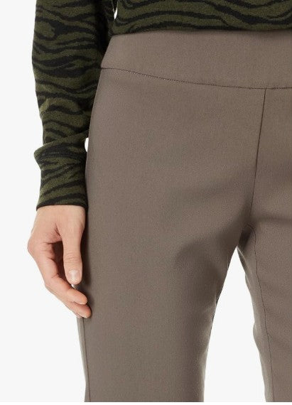 Ankle Pant w/ Back Slit - 4 Colors