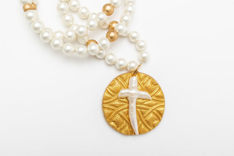 34" Shell Pearl with Pearl Cross