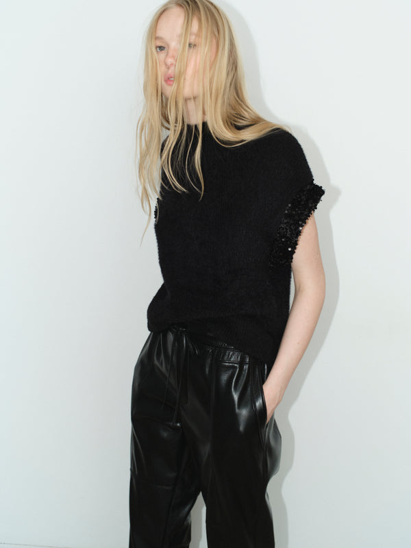 Yura Sleeveless Sweater