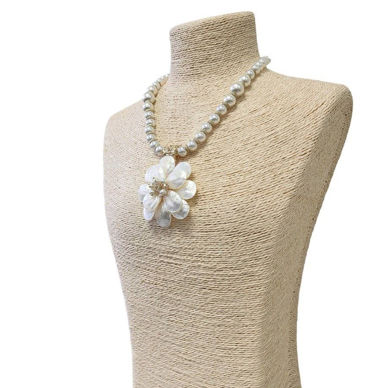 Mother of Pearl Flower Necklace