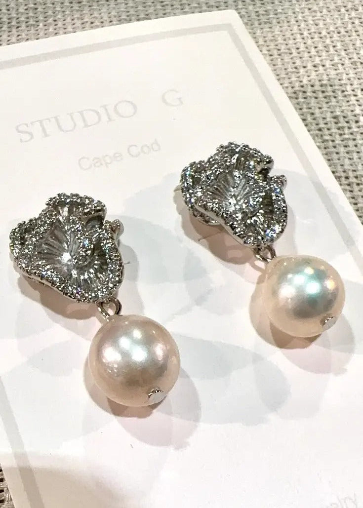 Flower with Pearl Drop