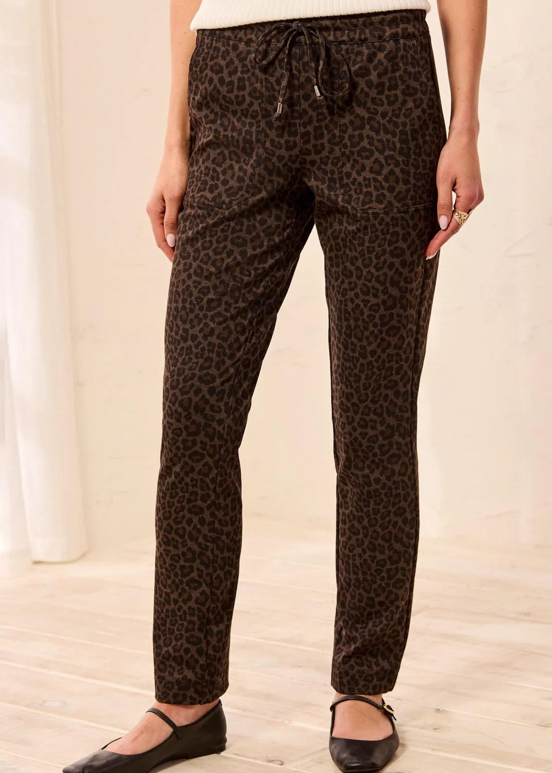 Pull On Ankle Pant With Pockets