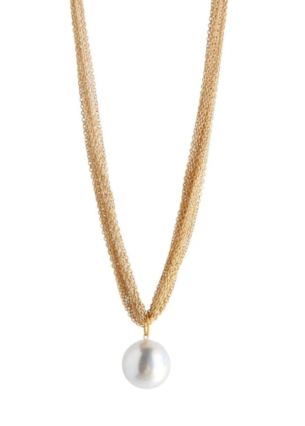 Halo Pendant Necklace in Pearl