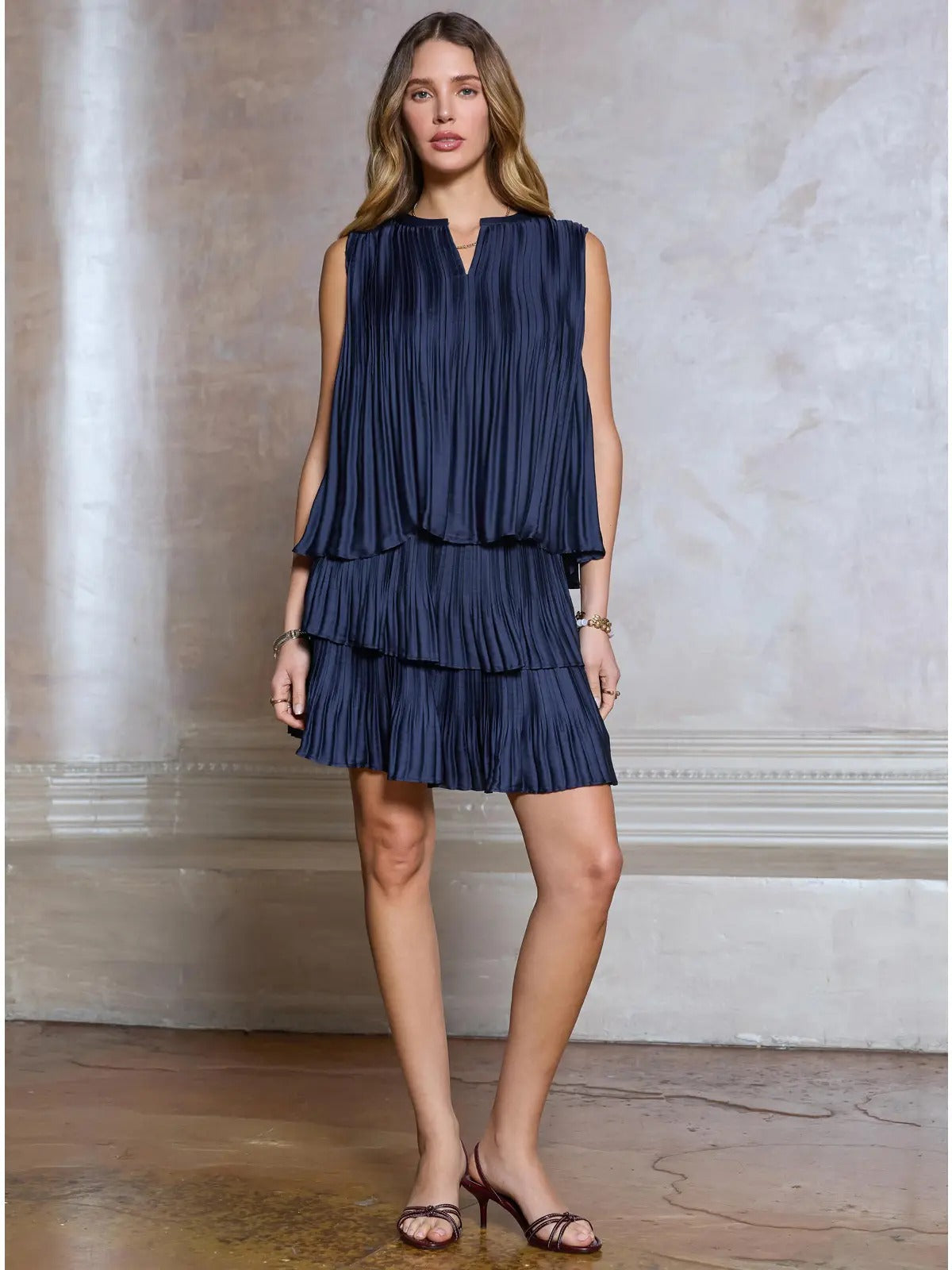 Pleated Sleeveless Cropped Top
