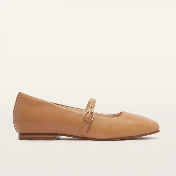 Hepburn Soft Tan Flats