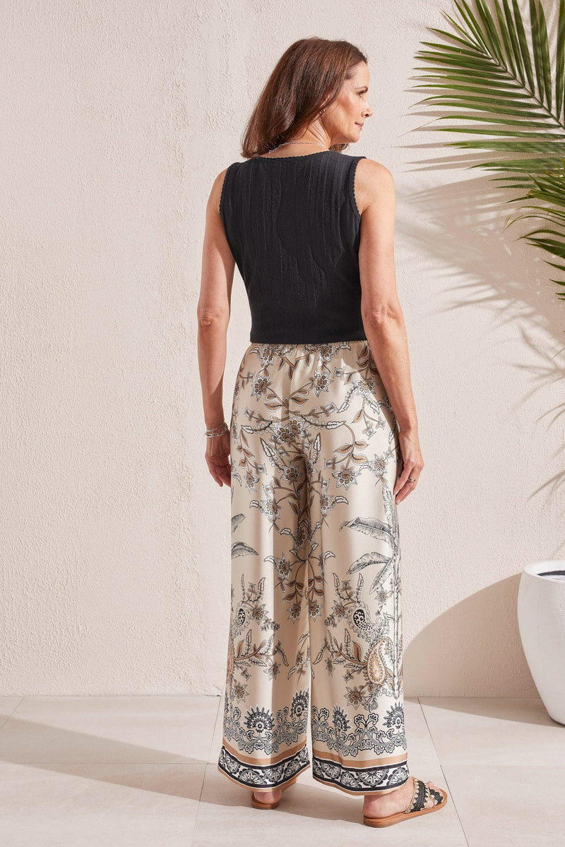Flowy Pull-on Pant With Placement Print