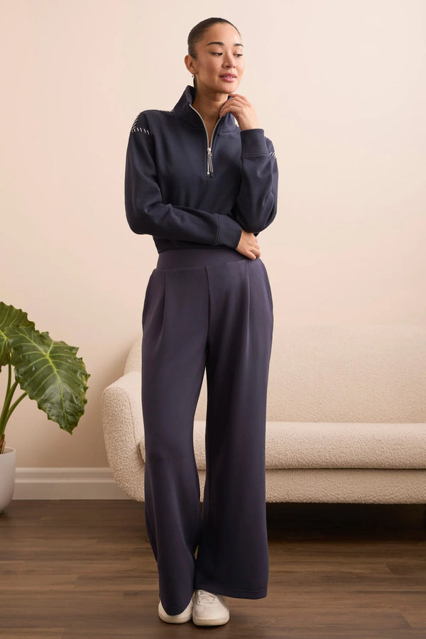 Techno Lux Wide Leg Pull-On Pants