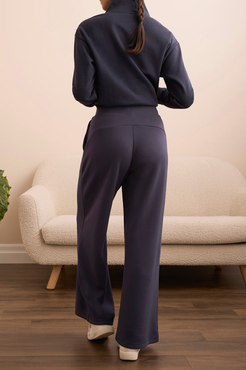 Techno Lux Wide Leg Pull-On Pants