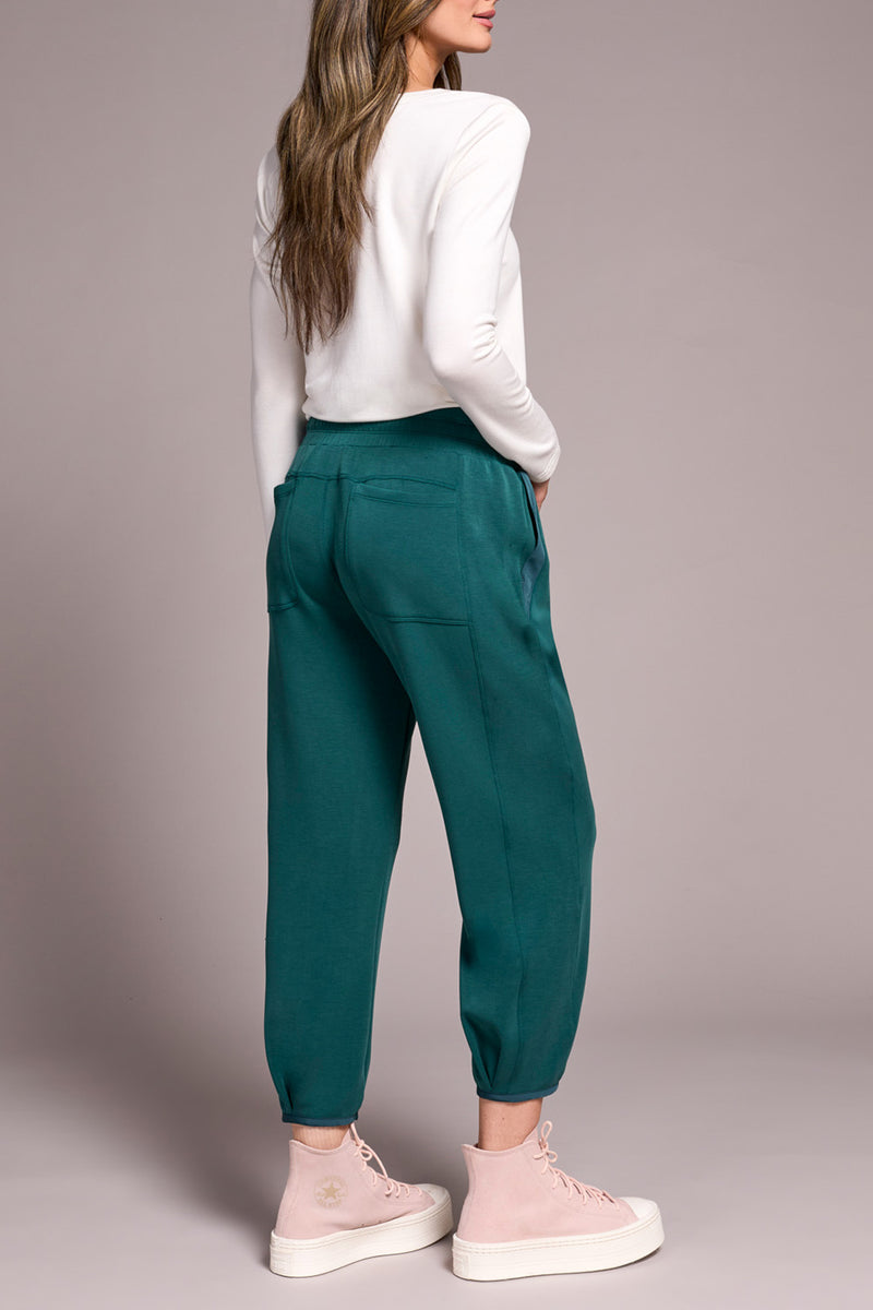 Jogger w/ Hem Pleats