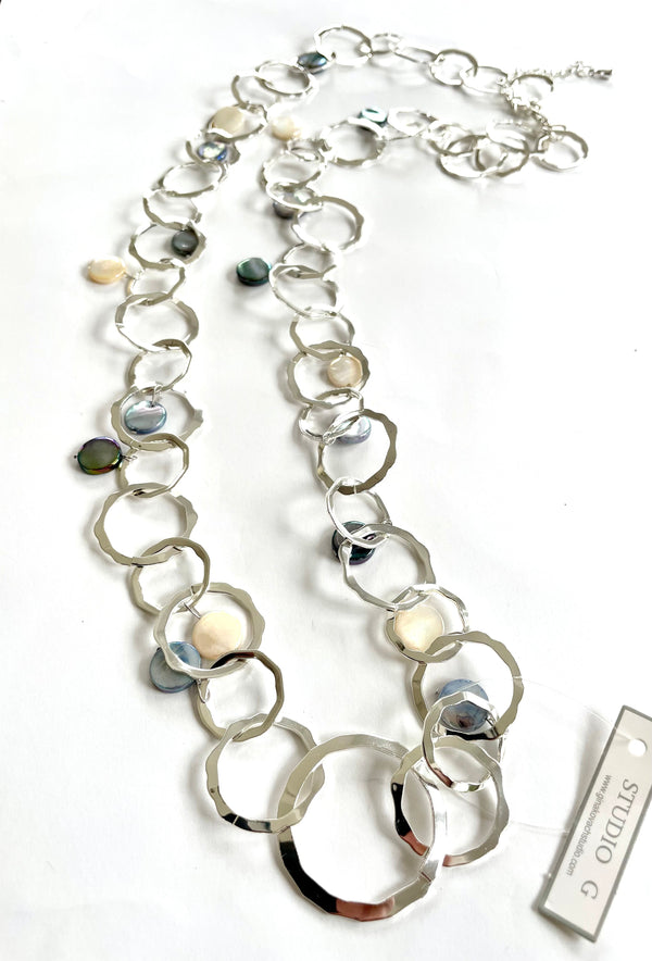 Loop and Mother of Pearl Necklace - 2 Colors