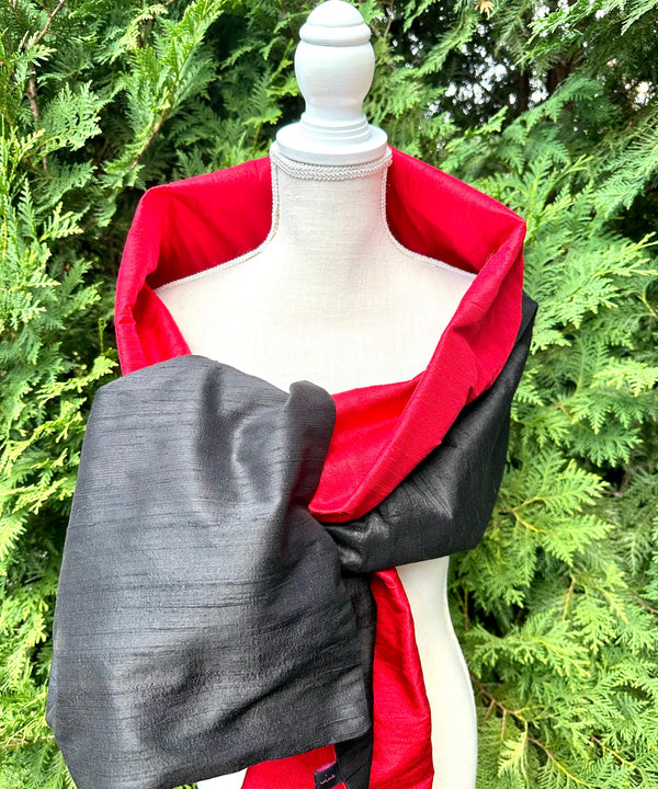 Silk Wrap in Black and Red